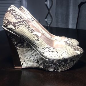 Snakeskin Print Wedges Shoes